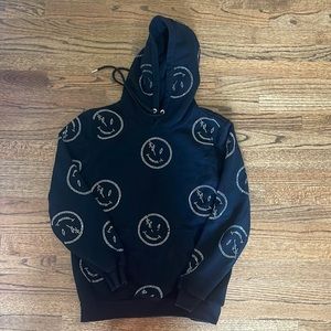 Retrovert Smiley hoodie, size small